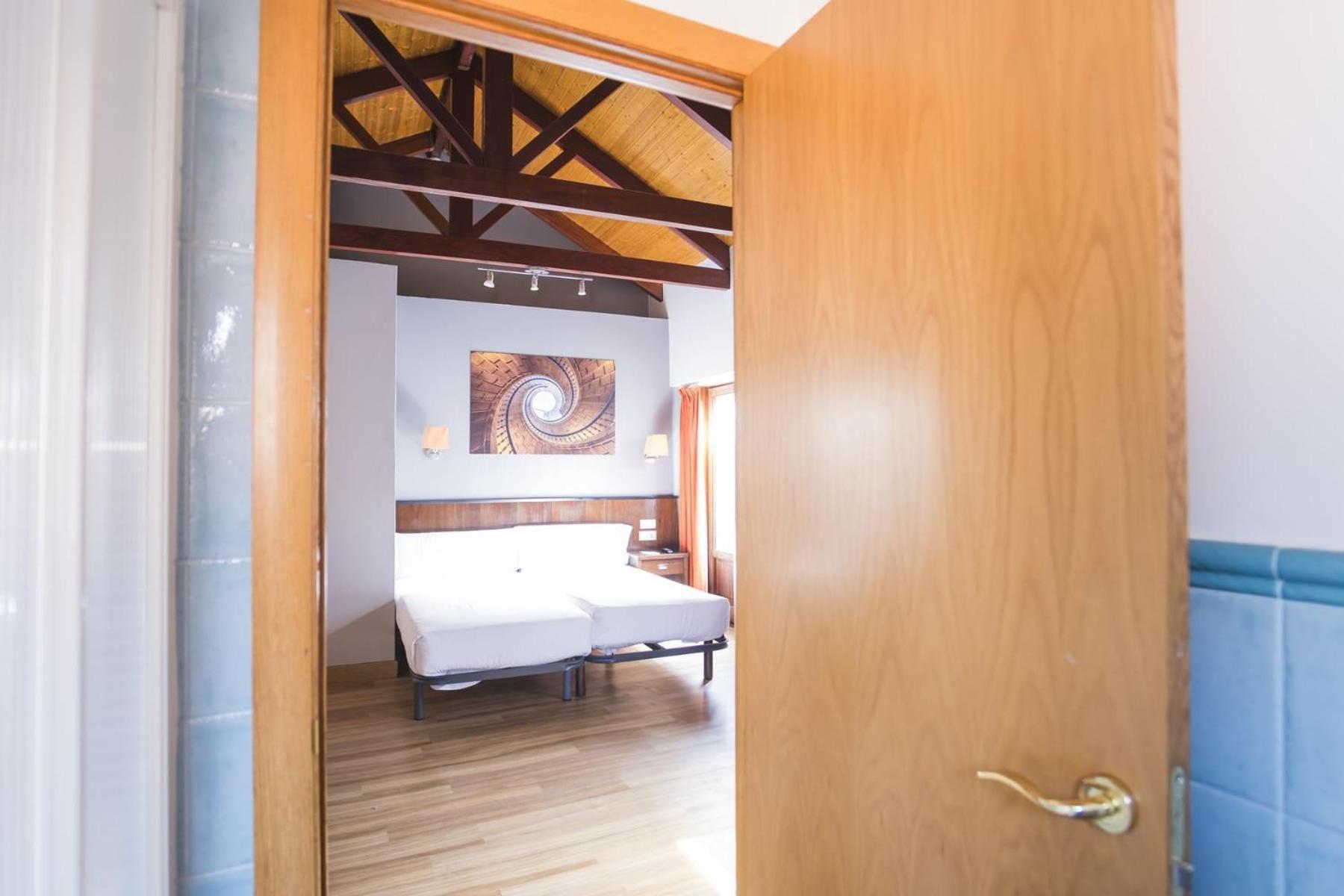 Hotel Alda Algalia Сантьяго-де-Компостела Екстер'єр фото