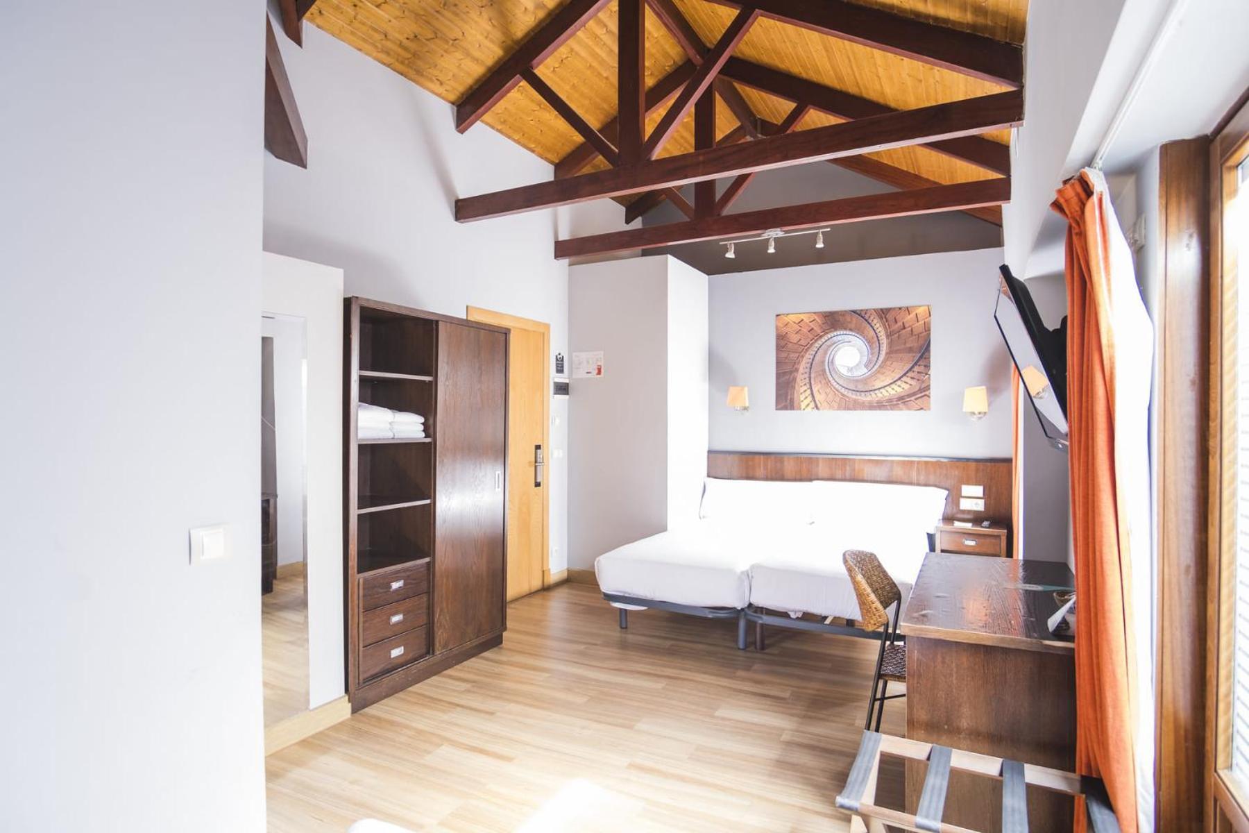 Hotel Alda Algalia Сантьяго-де-Компостела Екстер'єр фото