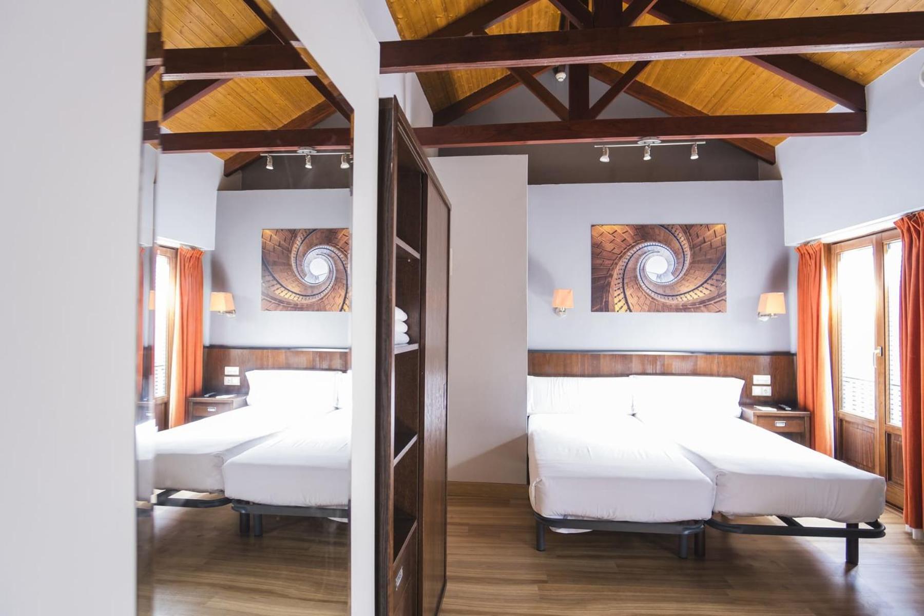 Hotel Alda Algalia Сантьяго-де-Компостела Екстер'єр фото