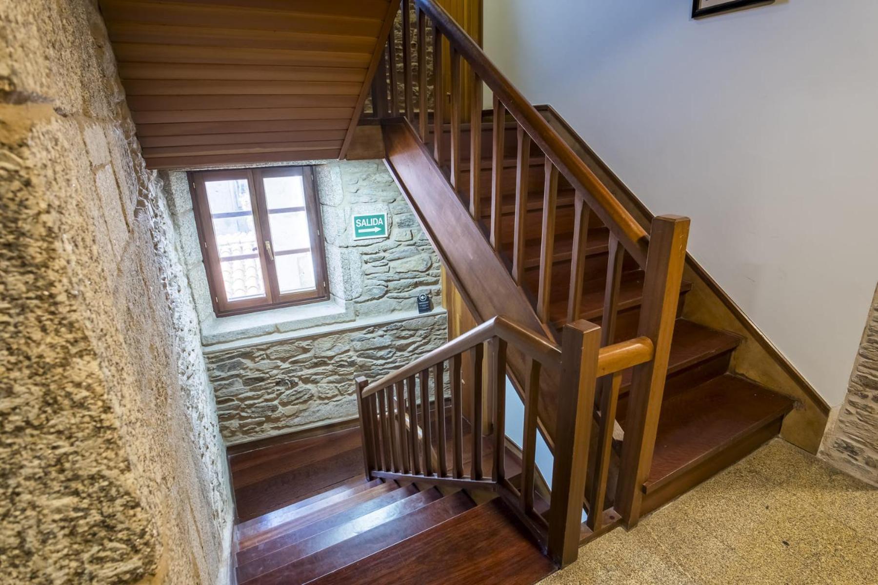 Hotel Alda Algalia Сантьяго-де-Компостела Екстер'єр фото
