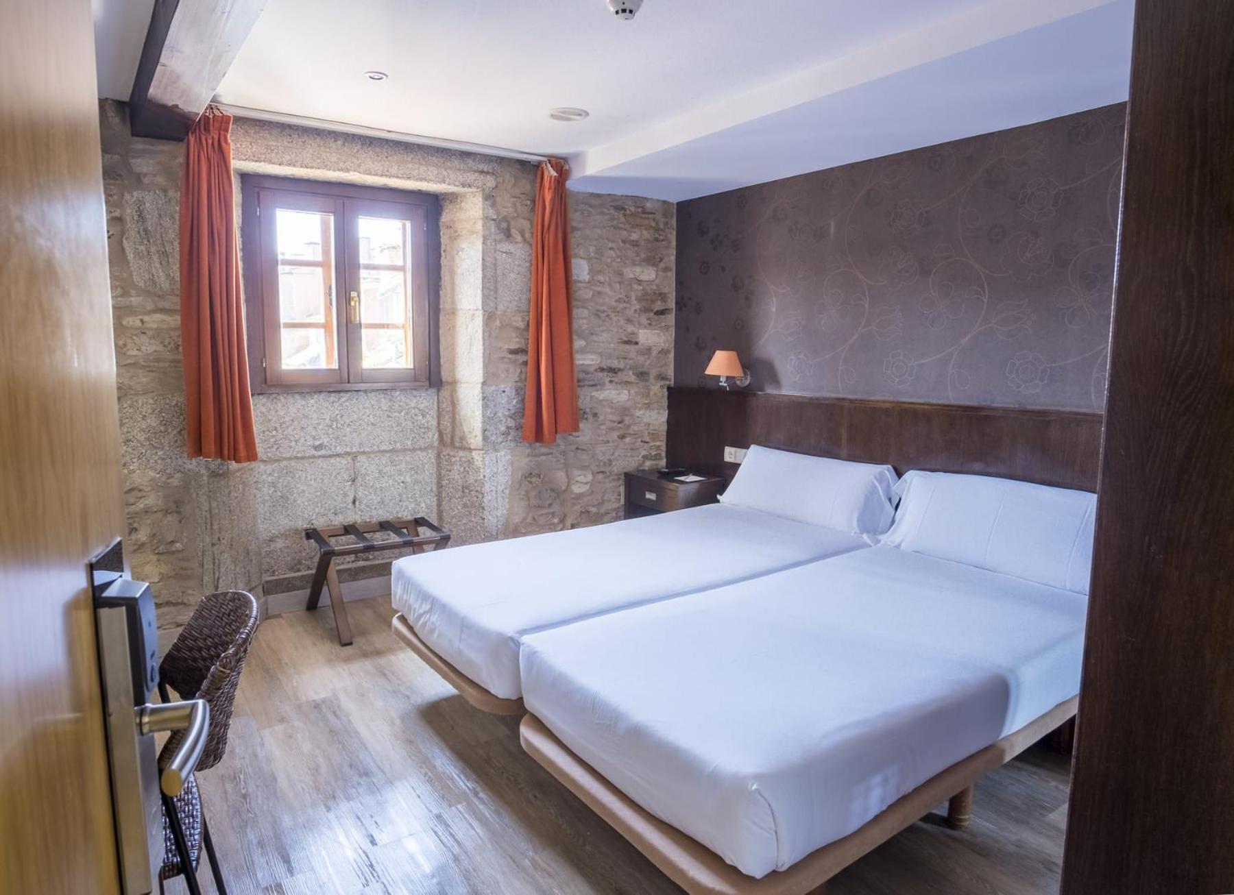 Hotel Alda Algalia Сантьяго-де-Компостела Екстер'єр фото